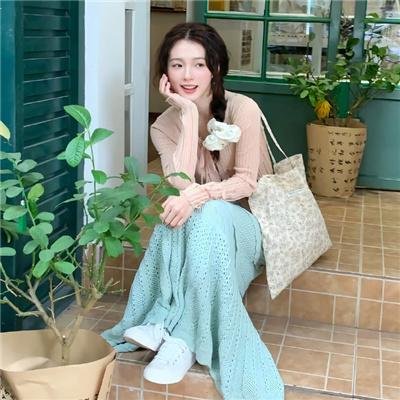 心不在焉的服务生